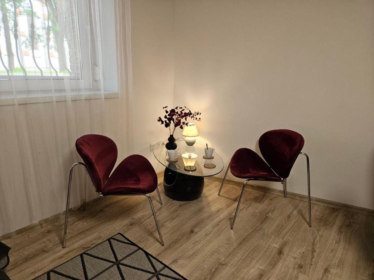 Holiness Apartmanok 세게드 외부 사진